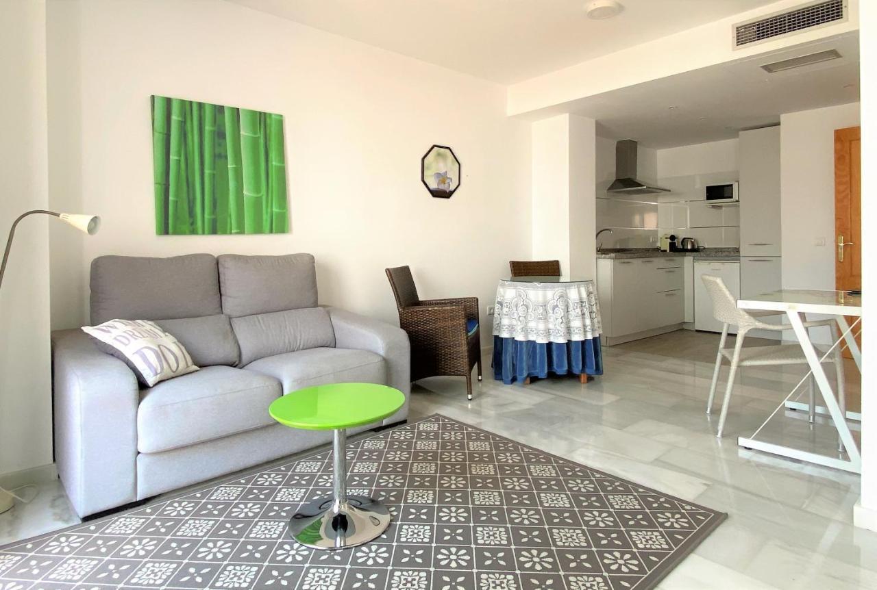 Club Costa Nerja Apartment Ngoại thất bức ảnh